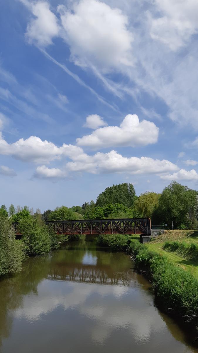 Pont de chemin de fer sur la Vire à Sainte-Suzanne-sur-Vire